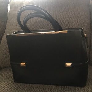 Black Purse